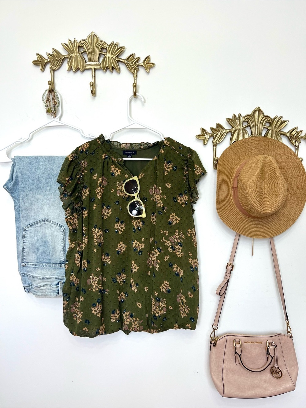 Tamara H Dark Olive Floral Short-Sleeve Blouse Ptp Xl /1X 25” L 29”